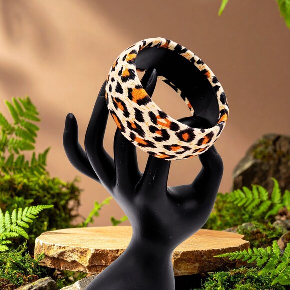 Leopard Print Fabric-Wrapped Chunky Bangle Bracelet — Animal Print Statement - Picture 1 of 7